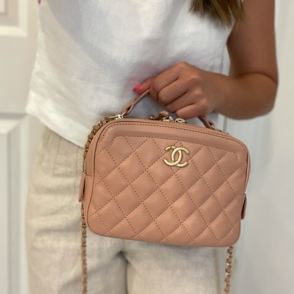 CHANEL Quilted Small Vanity Camera Bag Beige/Pink - Picture 15 of 16